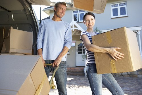 Central London self storage options for homes and businesses in Millbank